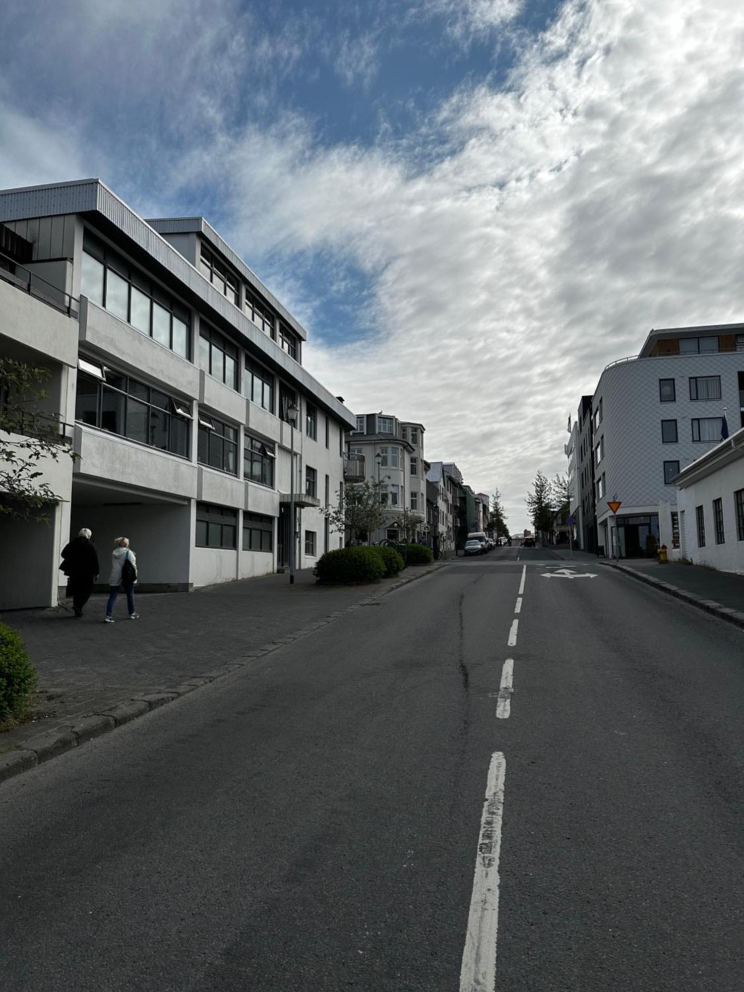 Johann'S Guesthouse Reykjavik Exterior photo